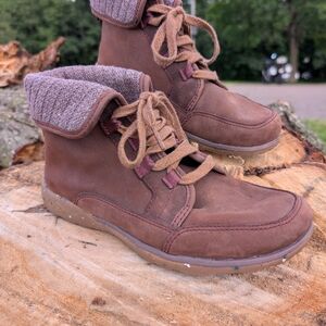 Chaco Women's Cataluna Mid Casual Boots - Mahogany